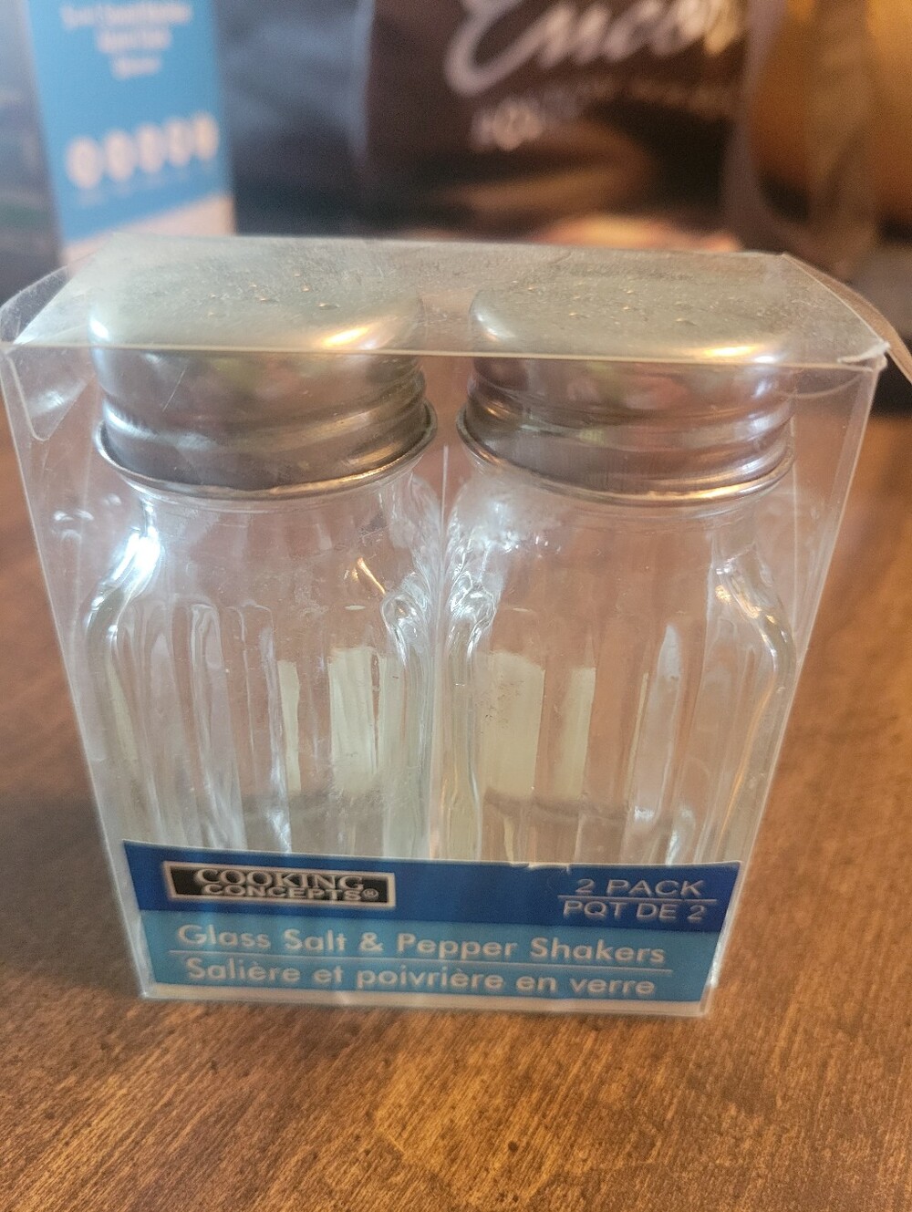 Glass Salt & Pepper Shaker Set - Clear Glass with Silver Caps
